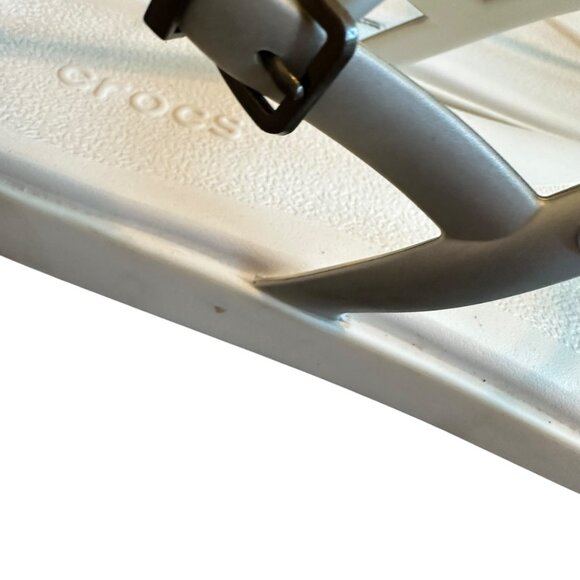 Crocs Miami White Sandals Silver Straps Flip Flop Thongs w/ Buckle Size 9 Womens - Picture 6 of 9